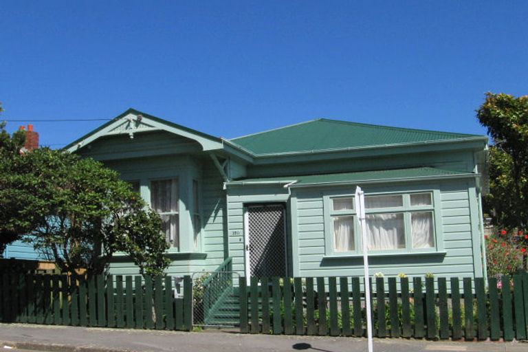 Photo of property in 160 Owen Street, Newtown, Wellington, 6021