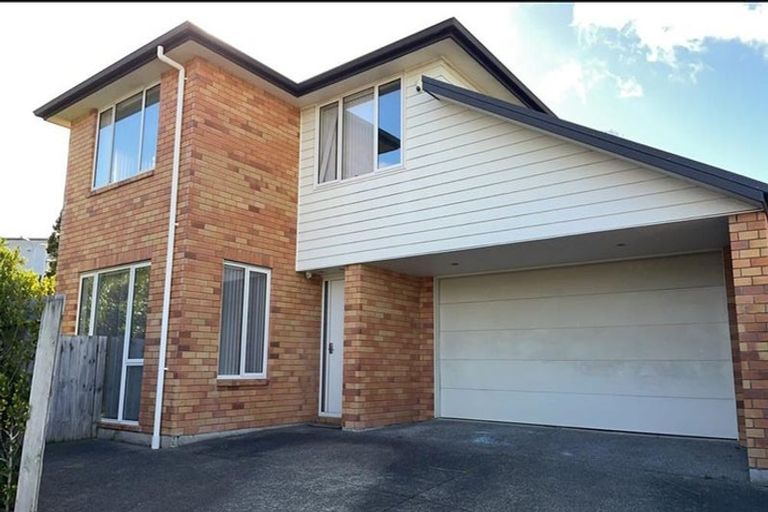 Photo of property in 42c Moore Street, Howick, Auckland, 2014