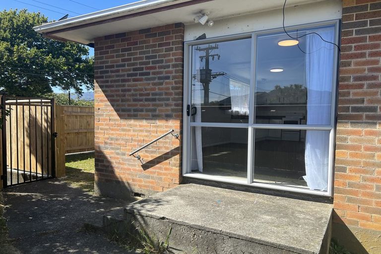 Photo of property in 1/8 Liverpool Street, Trentham, Upper Hutt, 5018