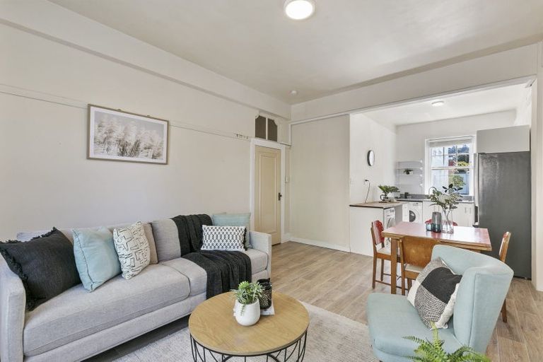Photo of property in Blythswood Flats, 25/3 Aro Street, Aro Valley, Wellington, 6021
