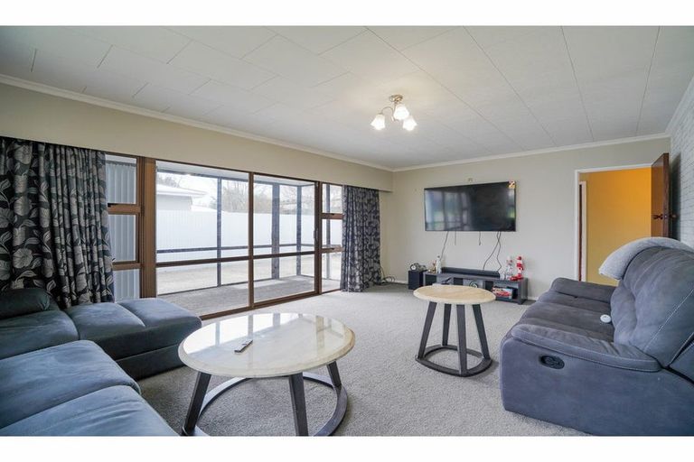 Photo of property in 8 Myers Street, Waikiwi, Invercargill, 9810