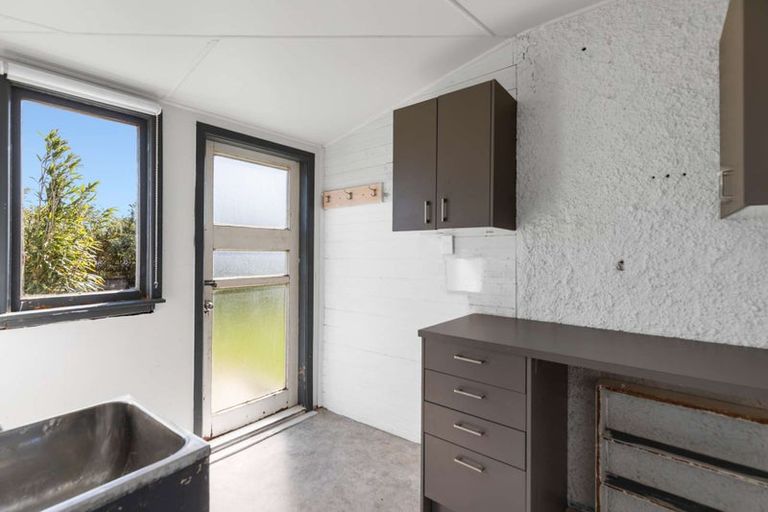 Photo of property in 157 Cornfoot Street, Castlecliff, Whanganui, 4501