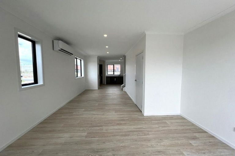 Photo of property in 3 Te Tihi Street, Wiri, Auckland, 2104