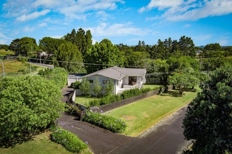Photo of property in 69 Kauri Road, Whenuapai, Auckland, 0618
