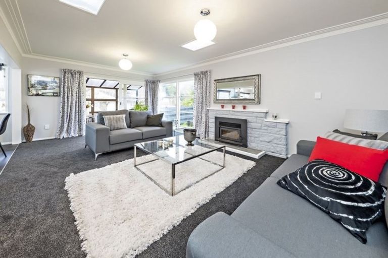 Photo of property in 6 Lawrence Crescent, Hillpark, Auckland, 2102