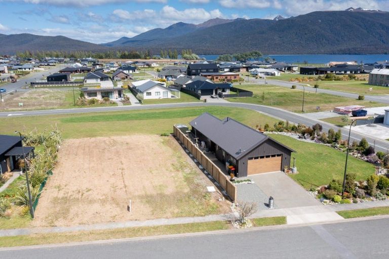 Photo of property in 33 Takitimu Avenue, Te Anau, 9600
