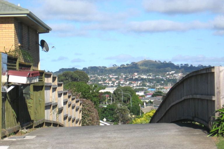 Photo of property in 25c Ruawai Road, Mount Wellington, Auckland, 1060