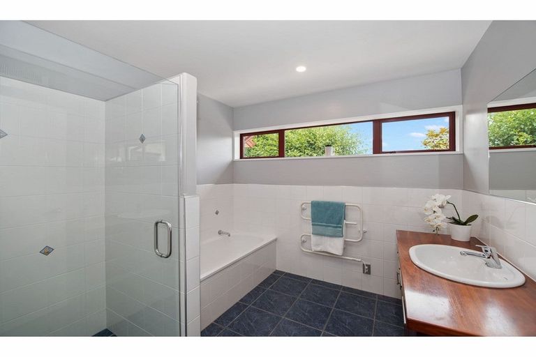 Photo of property in 86 Milns Road, Halswell, Christchurch, 8025