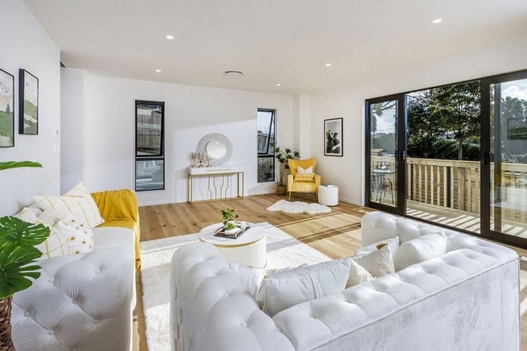 Photo of property in 31a Linwood Avenue, Forrest Hill, Auckland, 0620