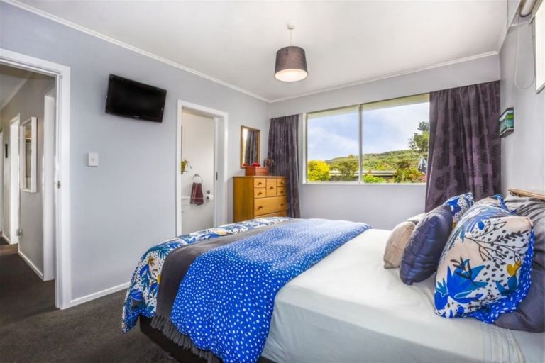 Photo of property in 8 Brora Crescent, Papakowhai, Porirua, 5024