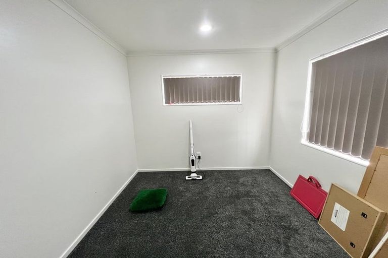 Photo of property in 29 Scotts Field Drive, Takanini, 2112