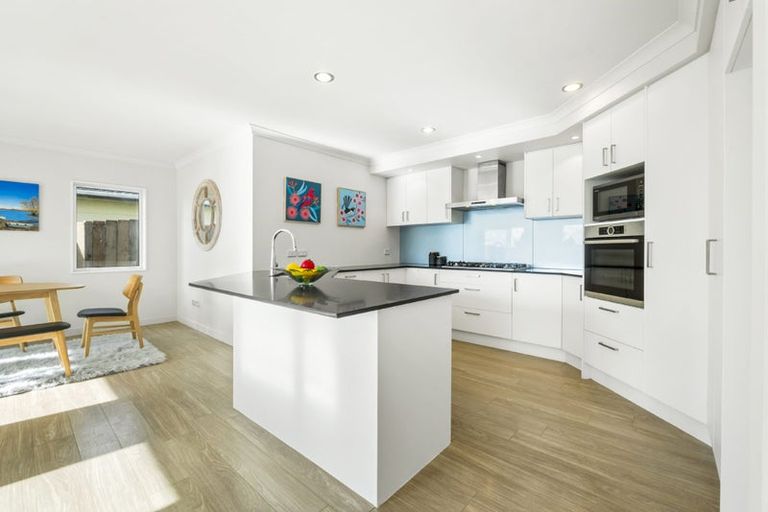 Photo of property in 145 Manuka Road, Bayview, Auckland, 0629