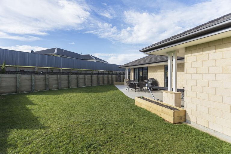 Photo of property in 11 Dove Place, Holmes Hill, Oamaru, 9401