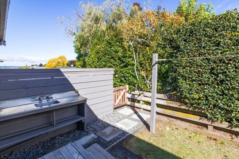 Photo of property in 3a Dorothy Drive, Acacia Bay, Taupo, 3330