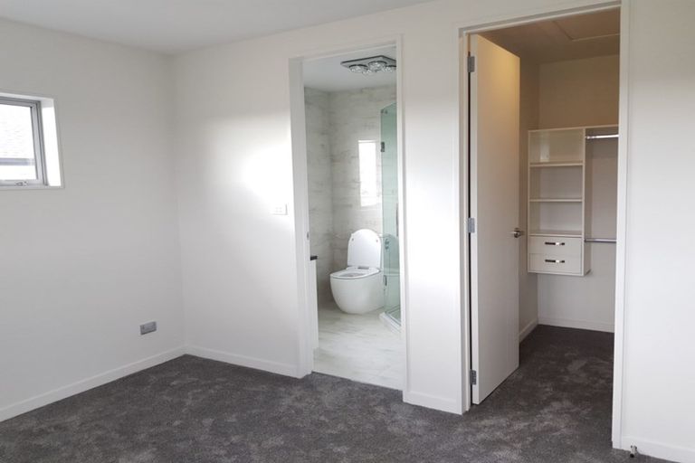 Photo of property in 6 Rauaruhe Road, Karaka, Papakura, 2113