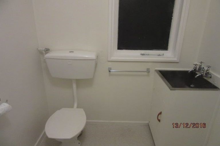 Photo of property in 1 Warwick Street, Wilton, Wellington, 6012