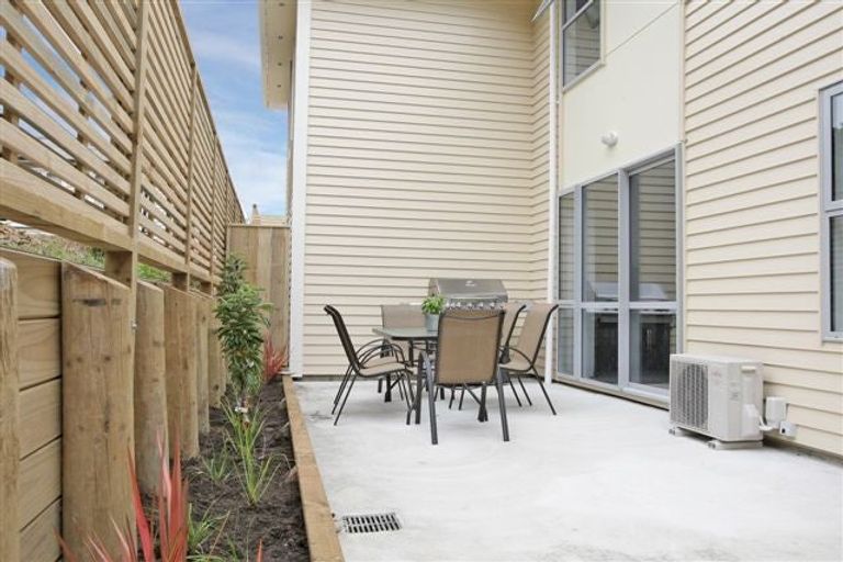 Photo of property in 2/44 Owen Street, Newtown, Wellington, 6021