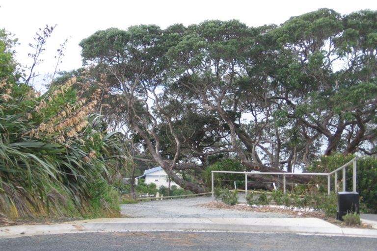 Photo of property in 7 Kyle Street, Leigh, 0985