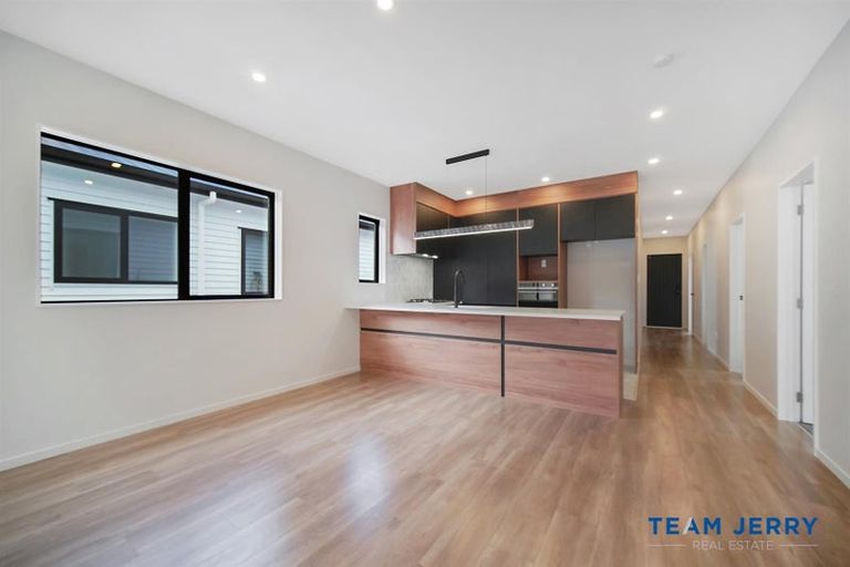 Photo of property in 25 Huringa Road, Karaka, Papakura, 2113