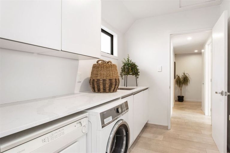 Photo of property in 2a Wairarapa Terrace, Merivale, Christchurch, 8014