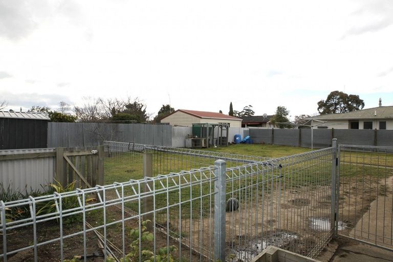 Photo of property in 28 Cartier Crescent, Flaxmere, Hastings, 4120