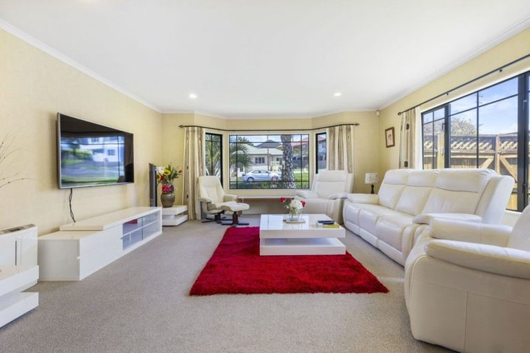 Photo of property in 68 Callum Brae Drive, Rototuna, Hamilton, 3210