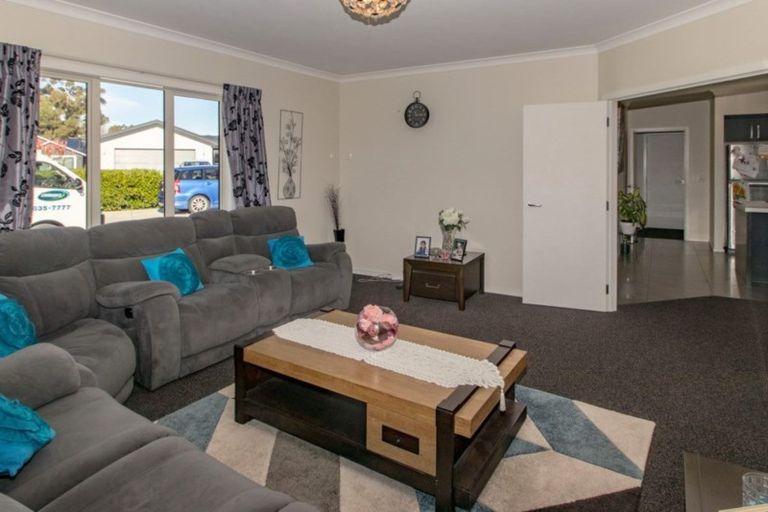 Photo of property in 79 Mcelwee Street, Jervoistown, Napier, 4112