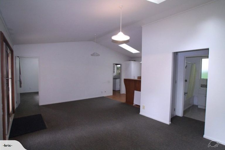 Photo of property in 111 Beauchamp Street, Karori, Wellington, 6012