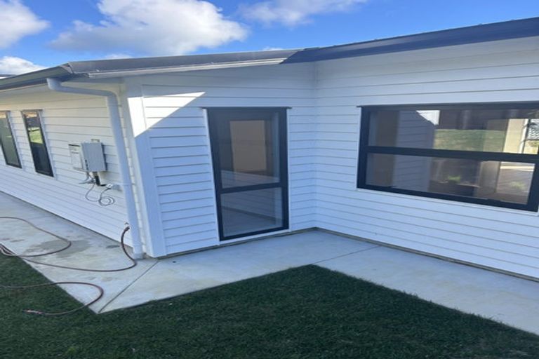 Photo of property in 26b Gulf Harbour Drive, Gulf Harbour, Whangaparaoa, 0930