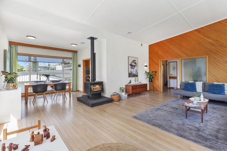 Photo of property in 62 Spencer Street, Crofton Downs, Wellington, 6035