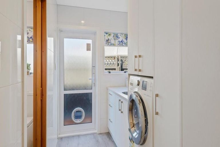 Photo of property in 16 Herbs Place, Cashmere, Christchurch, 8022