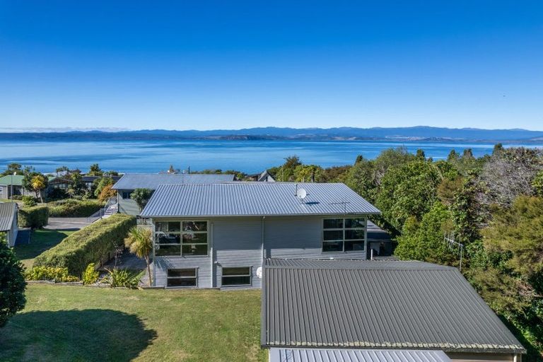 Photo of property in 39 Hinekapi Terrace, Kuratau, Turangi, 3381