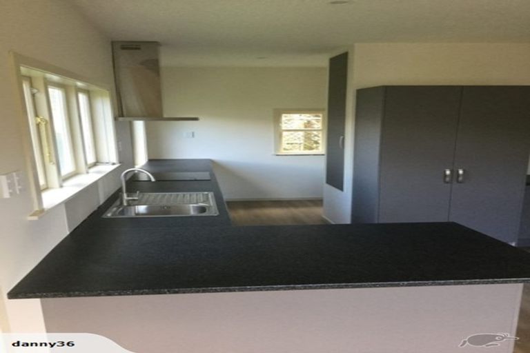 Photo of property in 72 Oxford Street, Tawa, Wellington, 5028