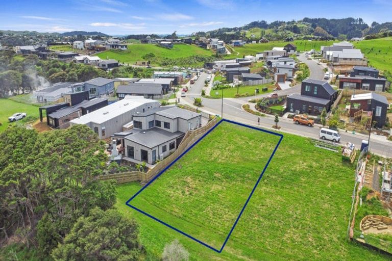 Photo of property in 46 Omahina Street, Raglan, 3225