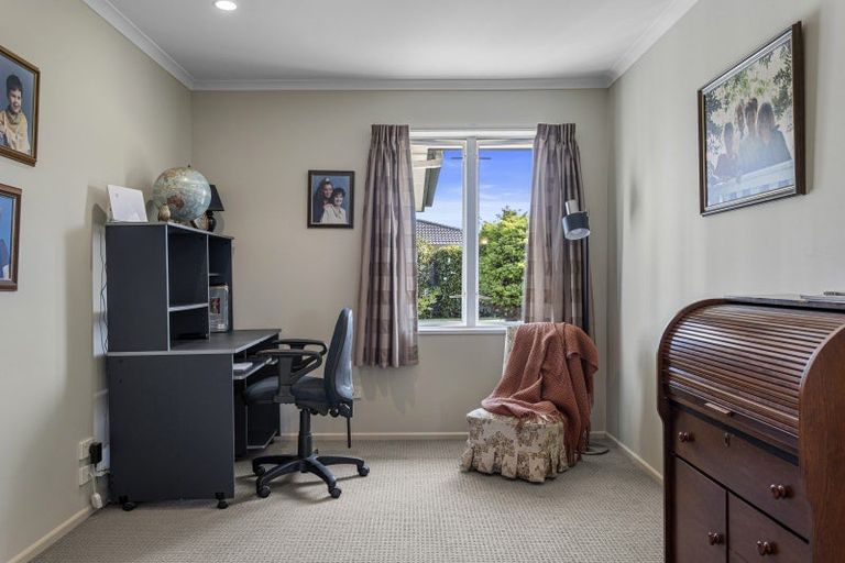 Photo of property in 2 Windsor Court, Rangiora, 7400