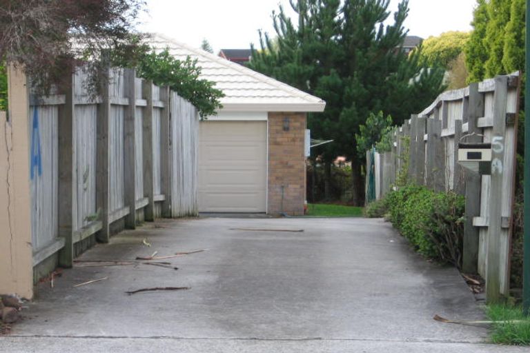 Photo of property in 5 Basra Drive, Henderson, Auckland, 0612