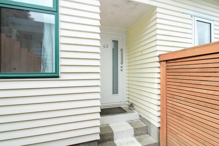 Photo of property in 43 Pembroke Road, Northland, Wellington, 6012