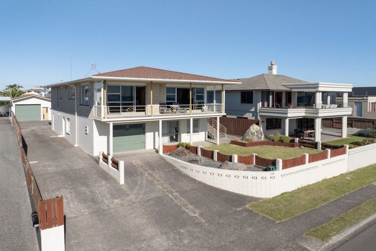 Photo of property in 128 Marine Parade, Mount Maunganui, 3116
