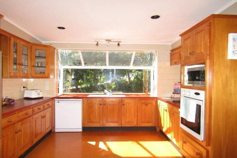 Photo of property in 12 Waihora Street, Taupo, 3330