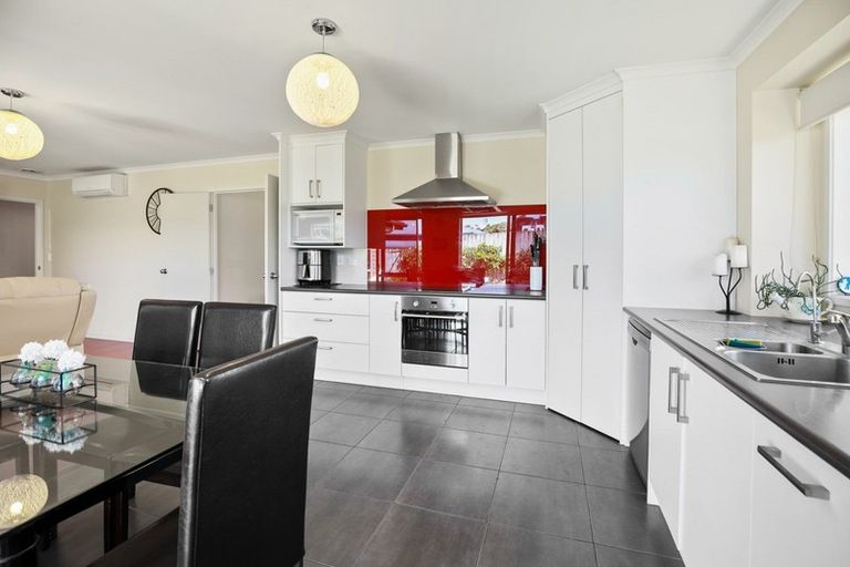 Photo of property in 4 Glyll Close, Flagstaff, Hamilton, 3210