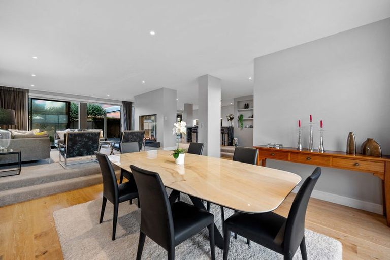 Photo of property in 9 Craig Road, Milford, Auckland, 0620