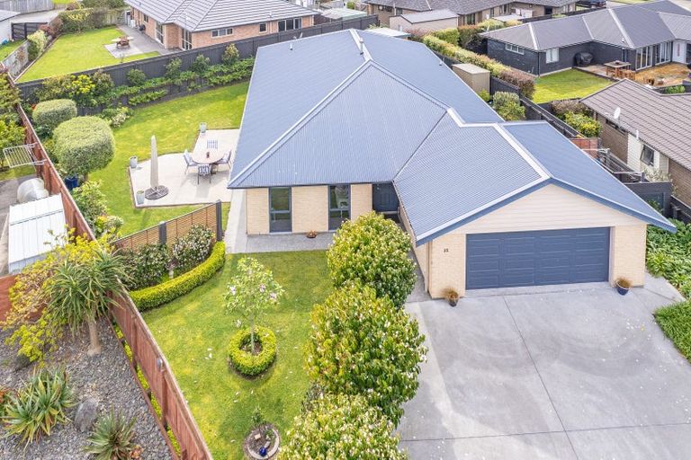 Photo of property in 25 Edith Collier Drive, Otamatea, Whanganui, 4500