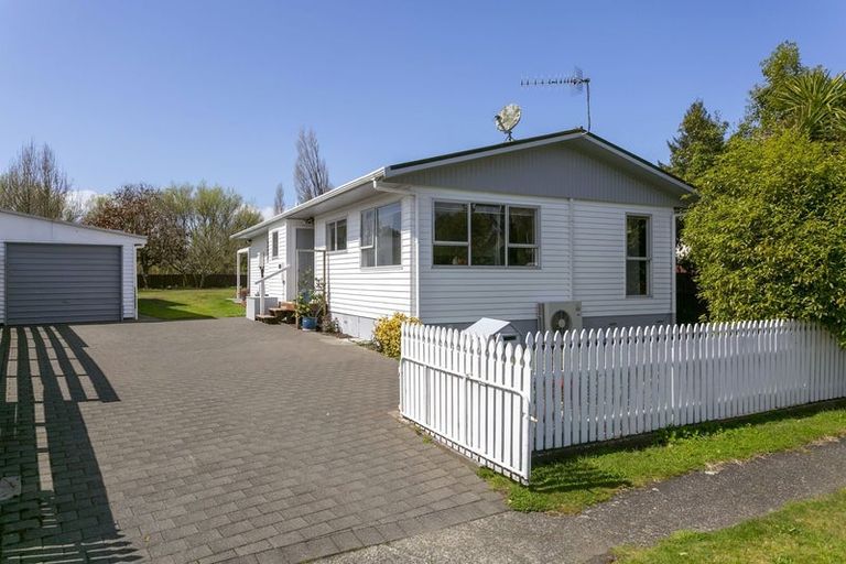 Photo of property in 4 Hera Grove, Turangi, 3334