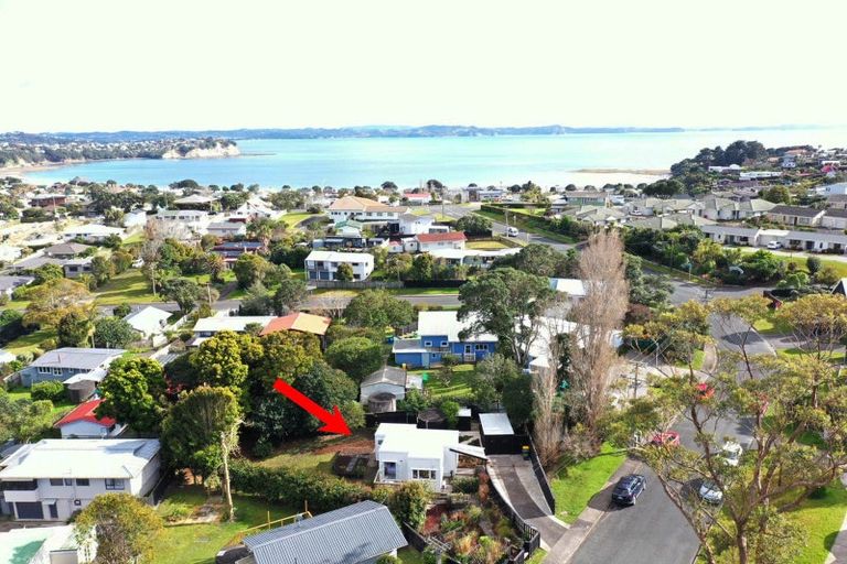 Photo of property in 11 Walbrook Road, Manly, Whangaparaoa, 0930