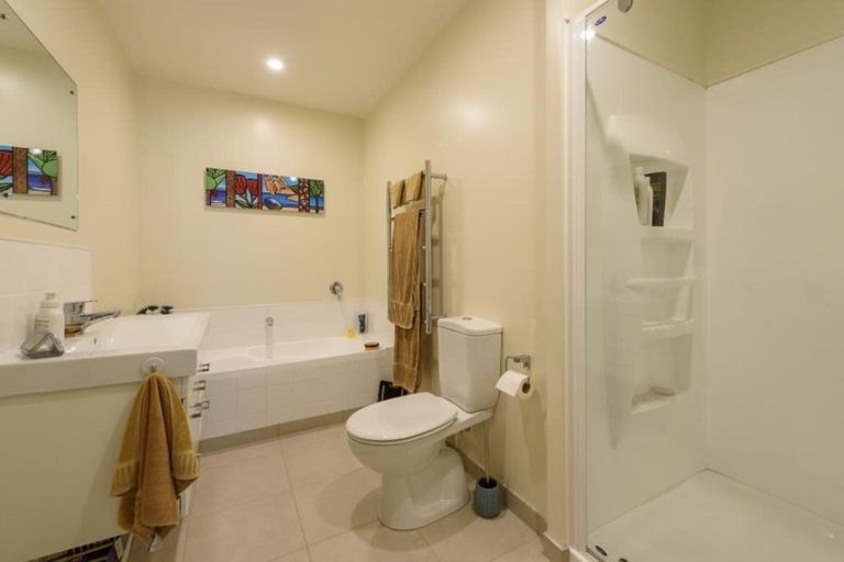 Photo of property in 23 Waikato Street, Island Bay, Wellington, 6023