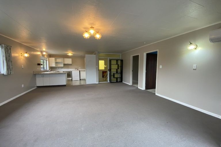Photo of property in 62 Waikawa Road, Picton, 7220