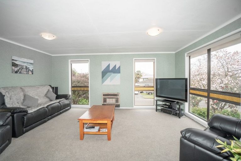 Photo of property in 7 Capri Place, Awapuni, Palmerston North, 4412
