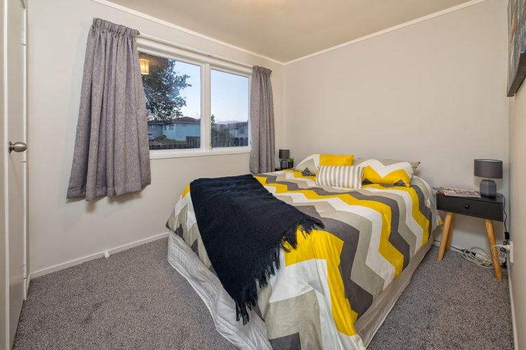 Photo of property in 186 Mahia Road, Wattle Downs, Auckland, 2103