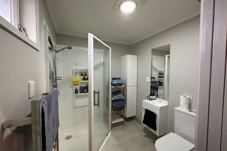 Photo of property in 571a Queen Street East, Levin, 5510