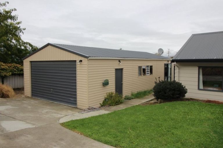 Photo of property in 35 Shields Street, Clyde, 9330